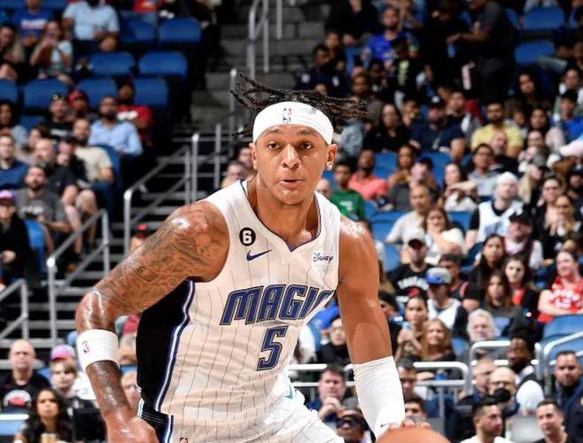 约基奇三双、SGA30+都陪跑?灰熊新秀凭啥拿NBA当日最佳?