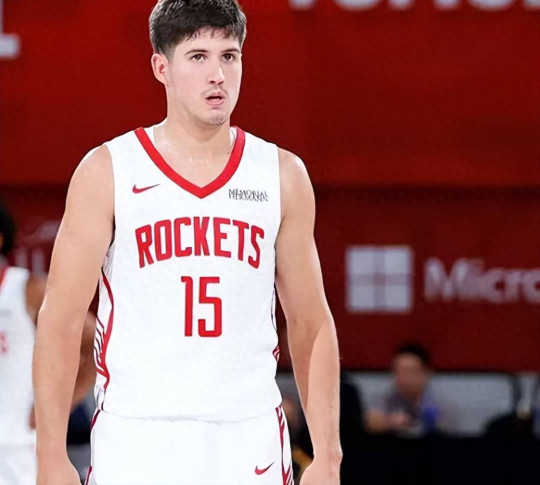 NBA夏联明天7月14日赛程:火箭PK活塞,快船PK雄鹿,勇士PK爵士