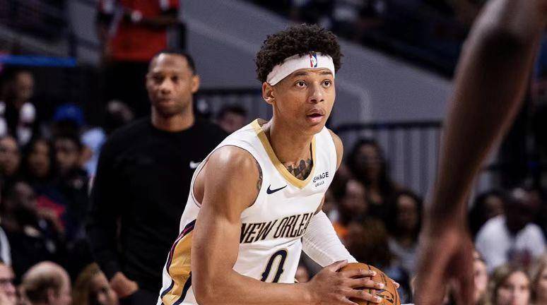 新赛程才踢了2场又挂彩！砸1.9亿弄了个易碎品，7年了鹈鹕还不长记性