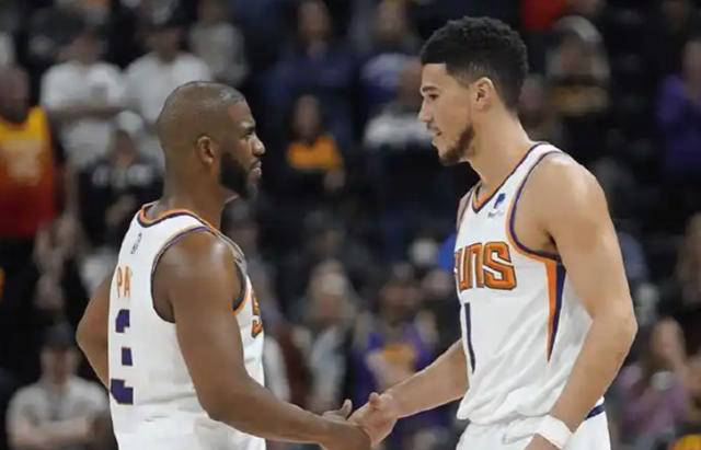 助火重新崛起！德文·布克展现一流统治力