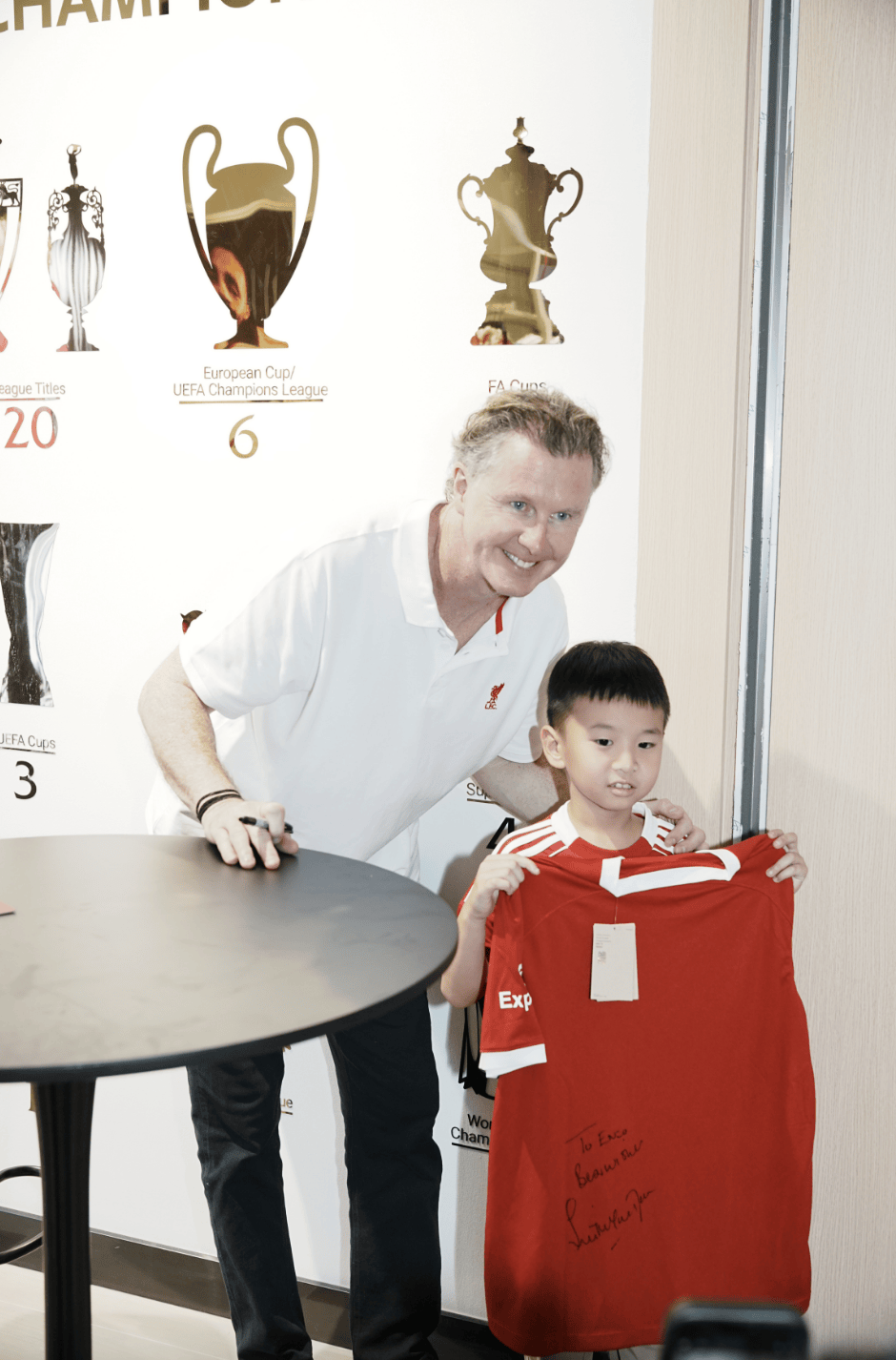 利物浦足球俱乐部官方商店广东首店登陆深圳