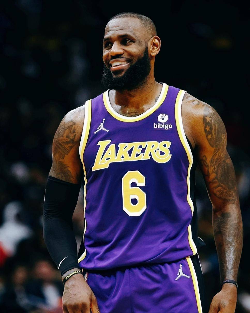 詹姆斯即将再度封神！登顶历史第一总胜场仅差59场！若达成只能说到NBA天花板了