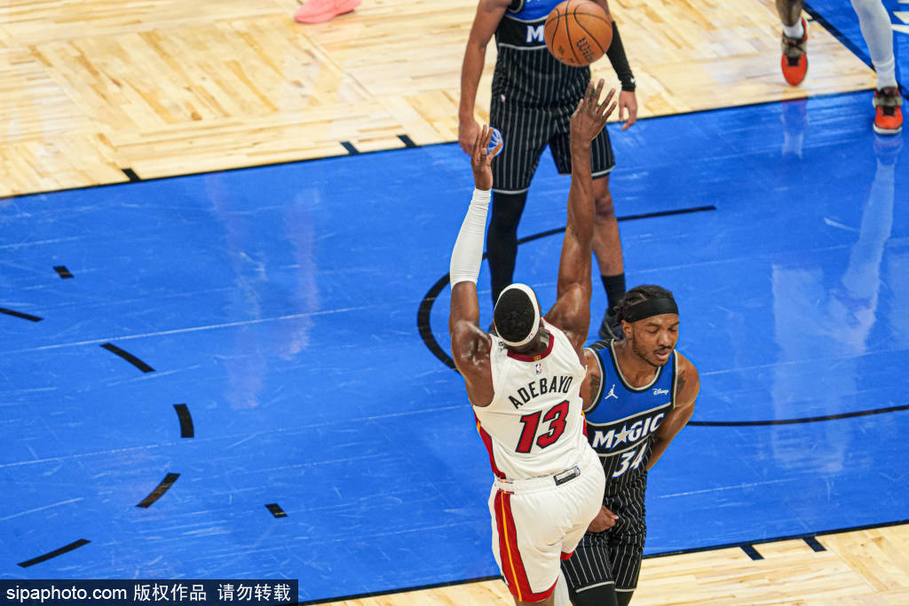 布兰登·英格拉姆28分，猛龙终结4连败击败热火