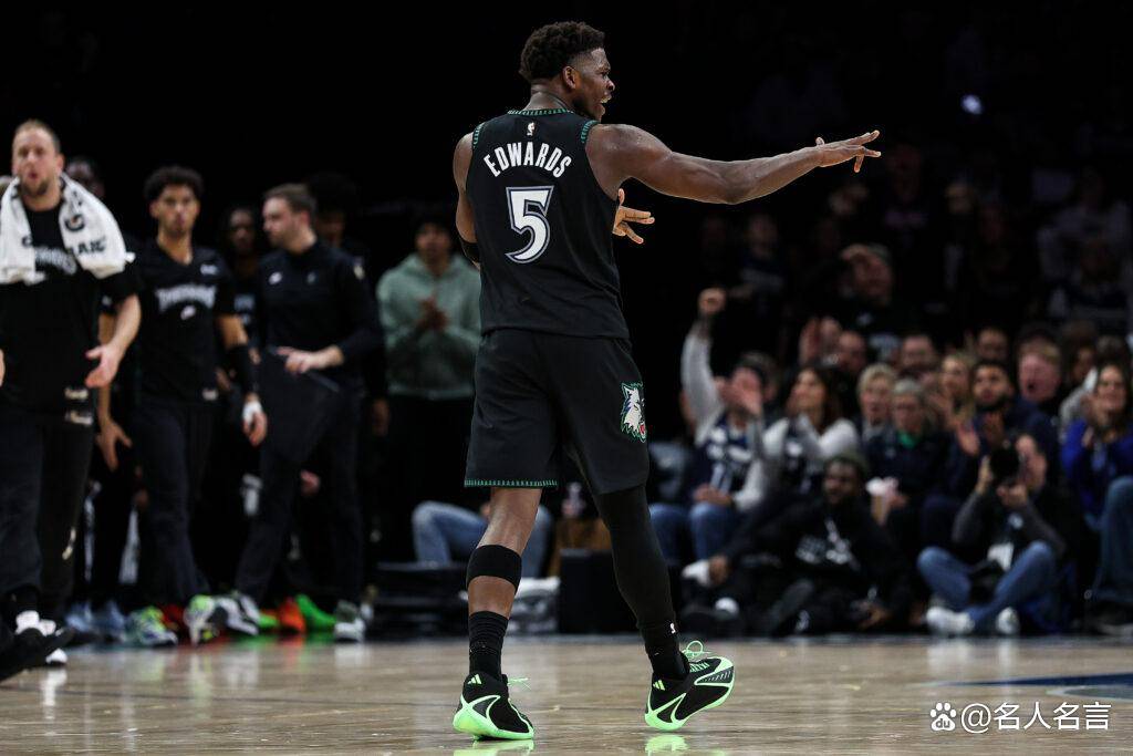 首月战罢,2025-26赛季NBA首期最佳阵容出炉